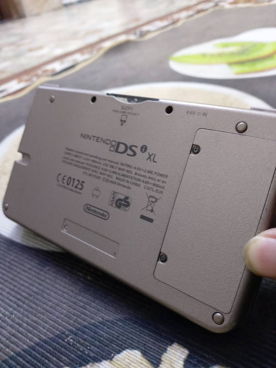 السلام عليكم Nintendo DS XL للبيع ريجن أوربي جهاز بيه شخوط بل شاشة بس كفراتة نضيفة لمس شغال 100%
مع لعبة ماريو بارتي وشاحن اصلي ثلاثي بدون قلم 
السعر : ٨٠ الف متوفر توصيل لجميع أنحاء العراق 
مكاني بغداد


**إذا كنت صاحب هذا الإعلان وتريد حذفه لأي سبب، رجاءا أرسل رسالة إلى الدعم الفني**