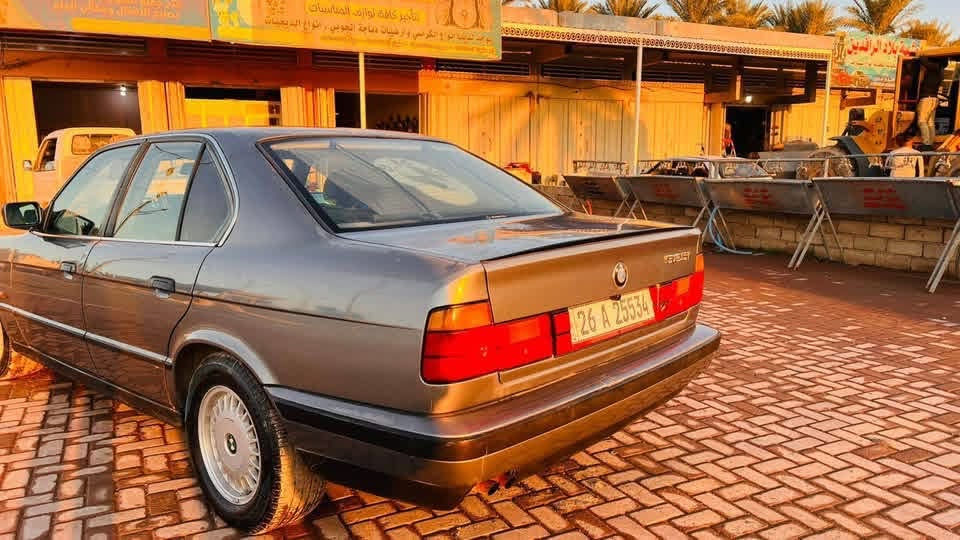 BMWللبيع 525اصل
موديل 1992

بدون صبغ عام 

بدون حادث 

شرط كلشي بالسيارة بلادي 

باتري جديد بالكارتون 

محرك جديد مال حاوية 

صدر امامي خلفي كلة جديد بشرط اكبر طسة ماتحس بيها 

نوزلات وبلكات ومجاول كلة. جديد بشرط 

ويل شمس جديد مال الشركة 

كهربائيات ابلادي 

تبريد شغال مثل الثلج 

تدفئة شغالة

شاشة اندروايد اخر اصدار

كاميرافول HDوتحيد أشخاص وسيارات 

رادار خلفي وحساس 

اربع جامات كهرباء 

داخل صاج 

كشانة جلد كهرباء 

ارظية مغلفة جلد بالكامل 

السيارة شرط بدون قطرة خياس 

فقط صبغ قطعتين

رقم دولي الجديد صلاح الدين

هزة جديدة 

بسمي تحويل ثاني يوم

محرك السيارة مسكر عدل المرغوب 

مكان السيارة صلاح الدين 

كلشي اكو بالسوگ حتا ب20 ورقة  

 ***********

سيارة مال جناي الله شاهد تخبل.      مرواس بكامري
