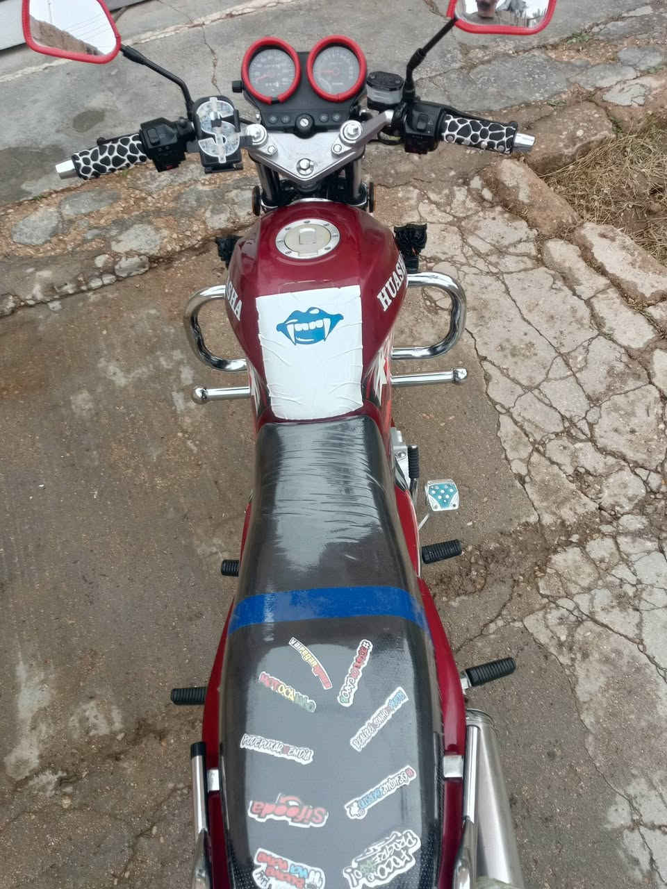 السلام عليكم دراجه هيوشه موديل 23 دراجه خير من الله احله من الصور السعر 875 بيه ورقه  بدون كمرك الاستفسار
***********
