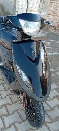 سلا عليكم  ماكس عدله لبيع  كفرات اصلي بلاد ختم واحد  دبل خلفي  صالنصه ...