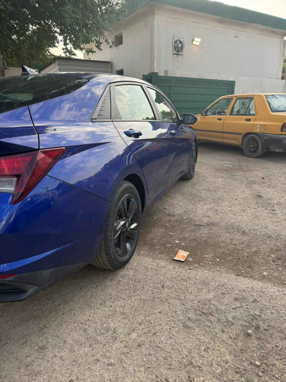 السلام عليكم النترا للبيع موديل 2021 ماشيه 68 ميل مواصفات سياره فول عدل فتحه نقطه عمياء بالمري رادار امامي جير ومكينه خيره من الله تخم تاير جديد صار له اسبوع صدر جديد تبريد خير من الله دوشمه جديده سياره ما بيها اي نقص السعر 140 وبيها مجال بسيط حق الجيه اتصال على هذا الرقم ***********
