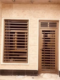 07703069761 07511279430