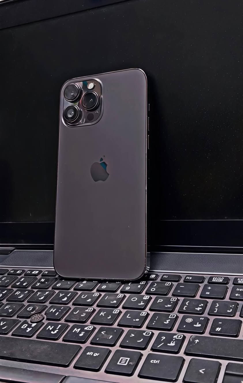 السلام عليكم ورحمة الله وبركاته
iPhone13 pro max 
ذاكره 256
بطاريه 80
فيس ايدي شغال
جهاز وتر برغي ممفتوح
جهاز استخدام شخصي 
زلغ مابي جهاز صافي
تاخذه علفحص 
الاتصال:***********
