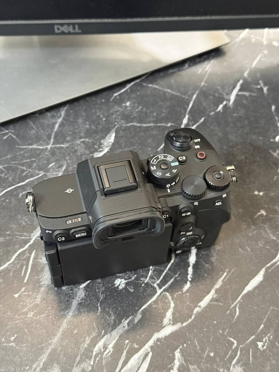 للبيع كامرة سوني A7RV  استخدام  بسيط نظافة 100%   عدد الشتر 3965
للتواصل والاستفسار  ***********
