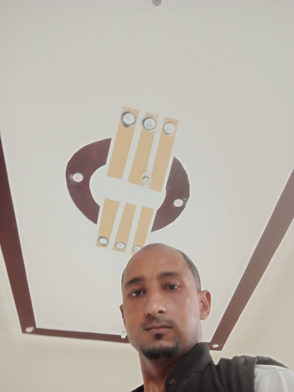 من اعمالي في مقهاية جبل حبشي دهانات منزل الاخ مفيد  للتواصل 774600057او 734600057
