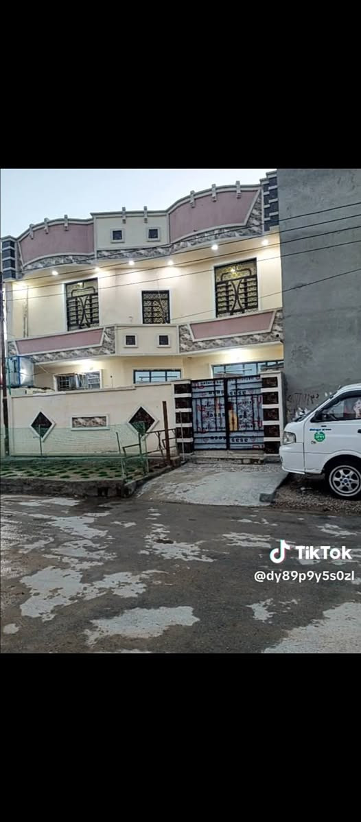 سلام عليكم بيتين للبيع الاستفسار على الارقام **************************
