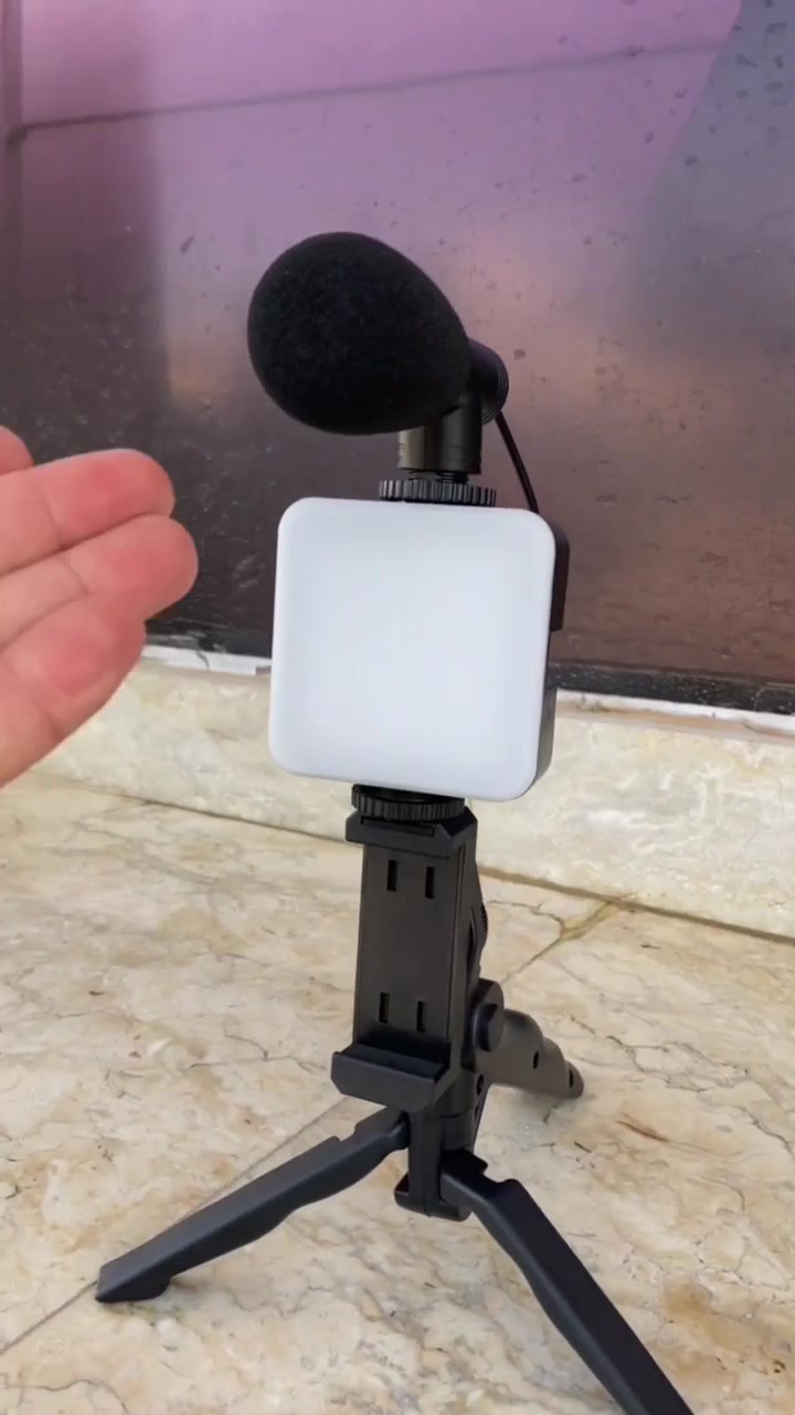🎥✨ صور محتواك باحترافية بكل سهولة!

كِت AY-49 يجيك كامل 💡🎤إضاءة LED + مايك واضح + ترايبود عملي للبث والتصوير 🤳

مثالي للريلز والبث المباشر وصناعة المحتوى 🔥
سعر (9,000)فقط 
أطلب الأن قبل نفاذ الكمية
توصيل لجميع محافظات العراق
