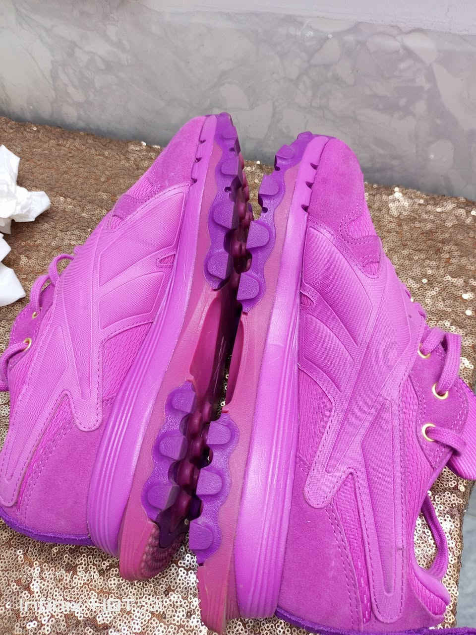 ريبوك 42 فيتنامي
قطعة نظيفة كلش 
السعر 35 الف


**إذا كنت صاحب هذا الإعلان وتريد حذفه لأي سبب، رجاءا أرسل رسالة إلى الدعم الفني**