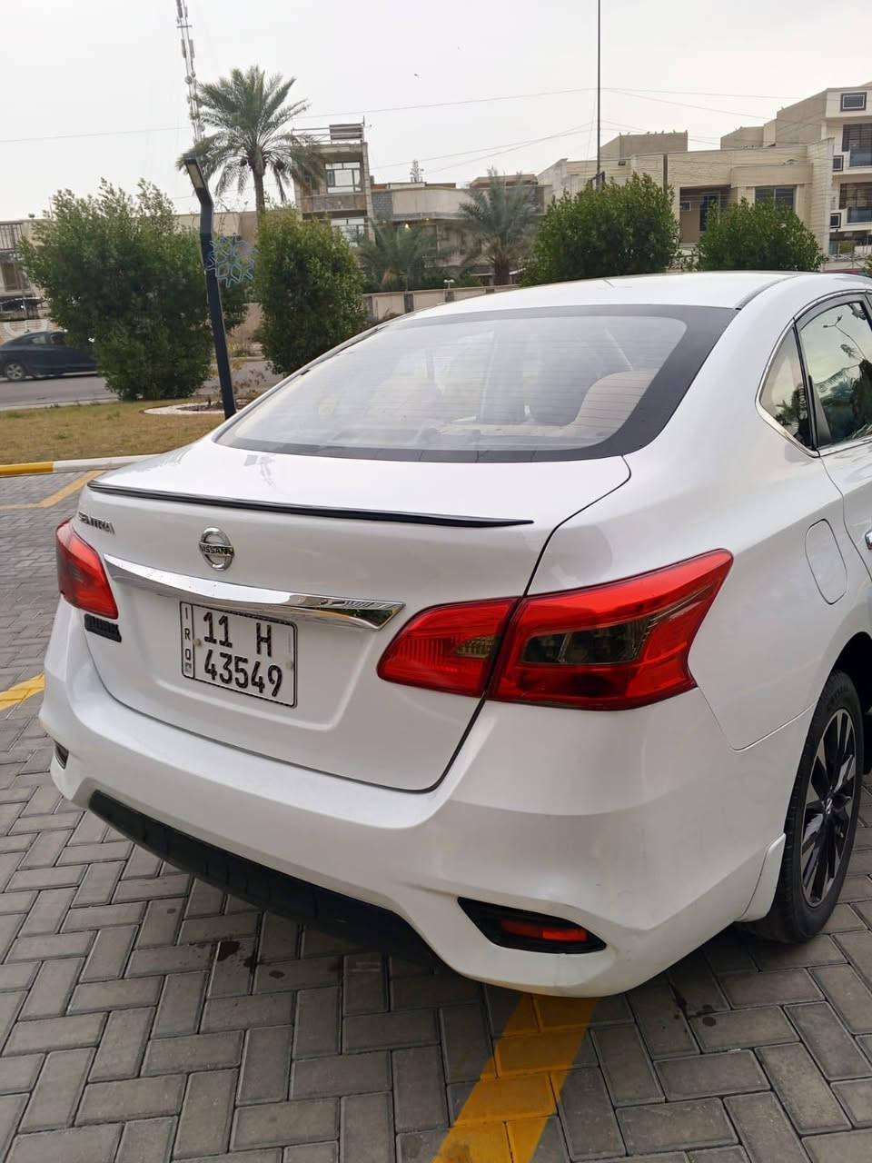 سلام عليكم 
نيسان سنترا
موديل 2018 
رقم بغداد دولي 
بيه قطعتين صبغ 
محرك 1800
سياره خير من الله جاهزه 
سعر 102 وبيه مجال المكان بغداد العامرية 

‭0772 582 4139‬
