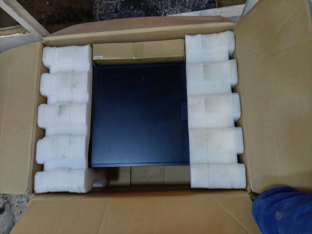 جديد غير مستخدم ومفحوص سيرفر مواصفات 2 معالج انتل زيون رام 96 غيغة عدد12 هارد 1 تير sata عدد 2قطع ويستقبل 6 بعد هارد 2 باورسبلاي مفحوص وشرط الفحص ابيع من كل النواحي 🌹 سعر 650 الف وبية مجال مكاني بغداد الحبيبية شارع السجة وخدمة توصيل موجود


**إذا كنت صاحب هذا الإعلان وتريد حذفه لأي سبب، رجاءا أرسل رسالة إلى الدعم الفني**