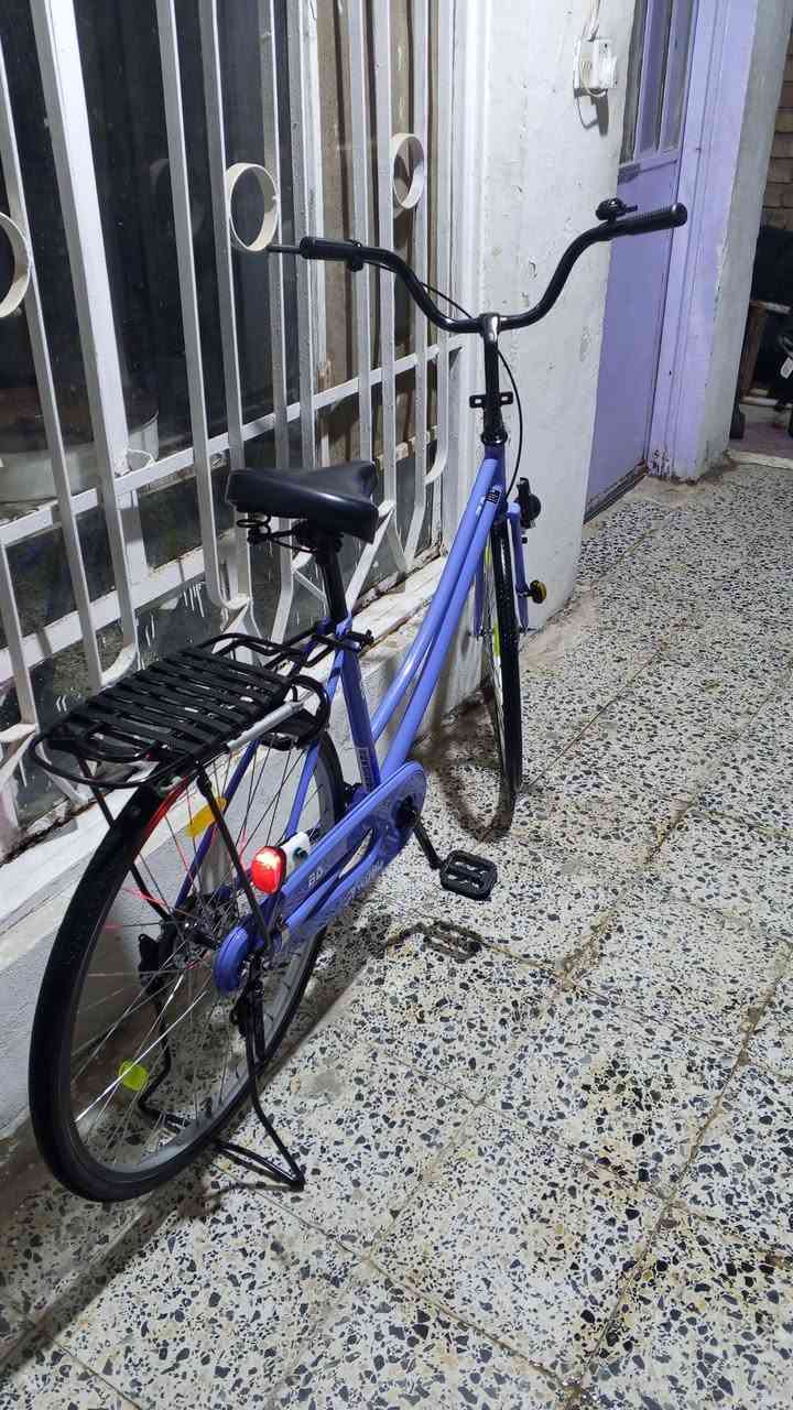 سلام عليكم بايسكل BD للبيع موديل2022 مال حاويه ماخذه من كرار ابو نقش سعر 170قفل🔒مكان ديوانية قضاء شاميه ✨🤎.


**إذا كنت صاحب هذا الإعلان وتريد حذفه لأي سبب، رجاءا أرسل رسالة إلى الدعم الفني**