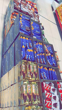 عرض خاص • صورة ٢ • بربع