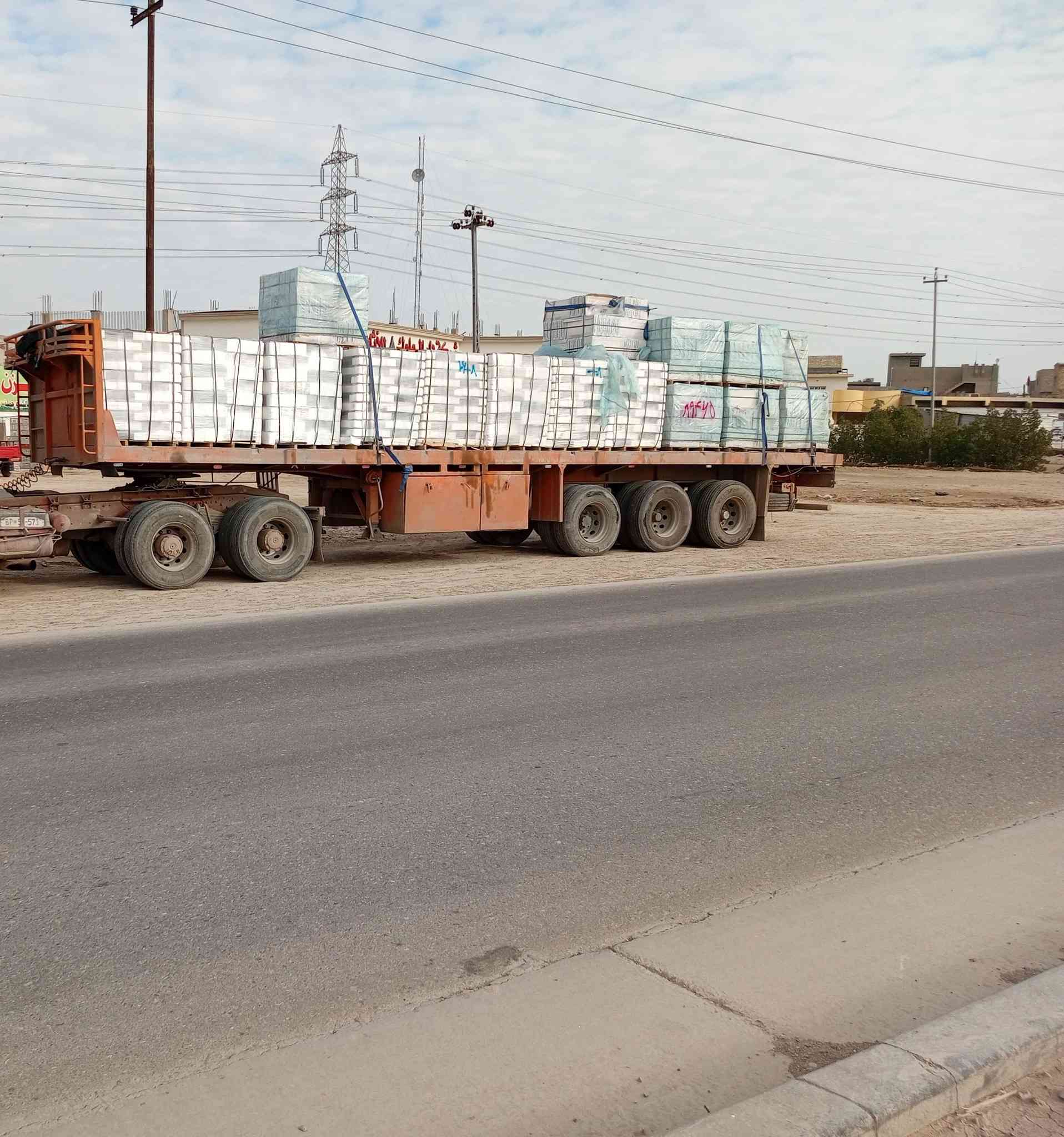 عربانه بلوم البيع تخم تاير حداديه شاصي مكفول جاهزه العمل ***********
