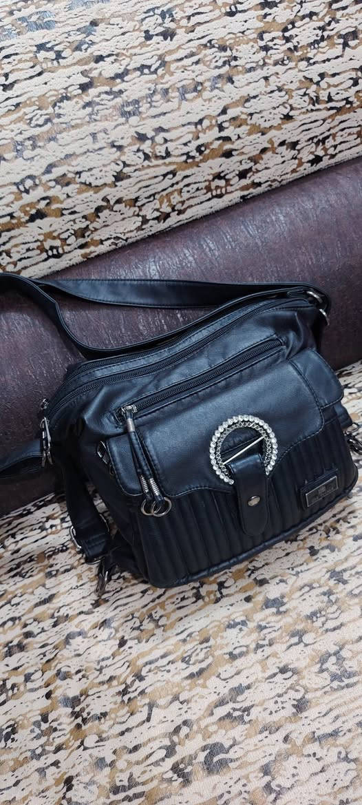 جنط واحذيه ب٥وب١٠


**إذا كنت صاحب هذا الإعلان وتريد حذفه لأي سبب، رجاءا أرسل رسالة إلى الدعم الفني**