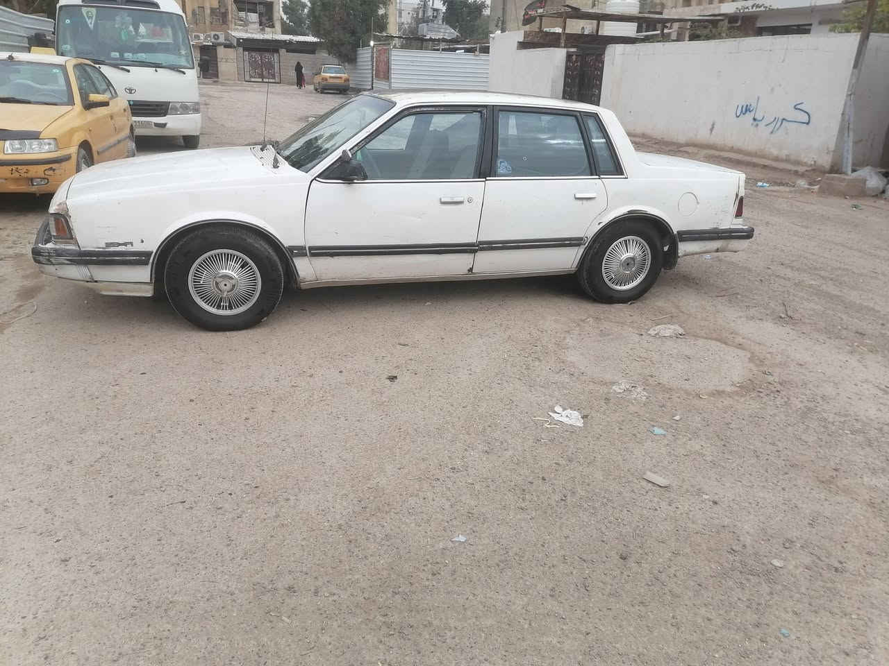 سلام وعليك سلبرتي للبيع سيارة جاهزة كير مكينة جداد تخم تاير جديد سعرهة 25 وبيهة مجال عنوان بغداد خابر وادلل***********
