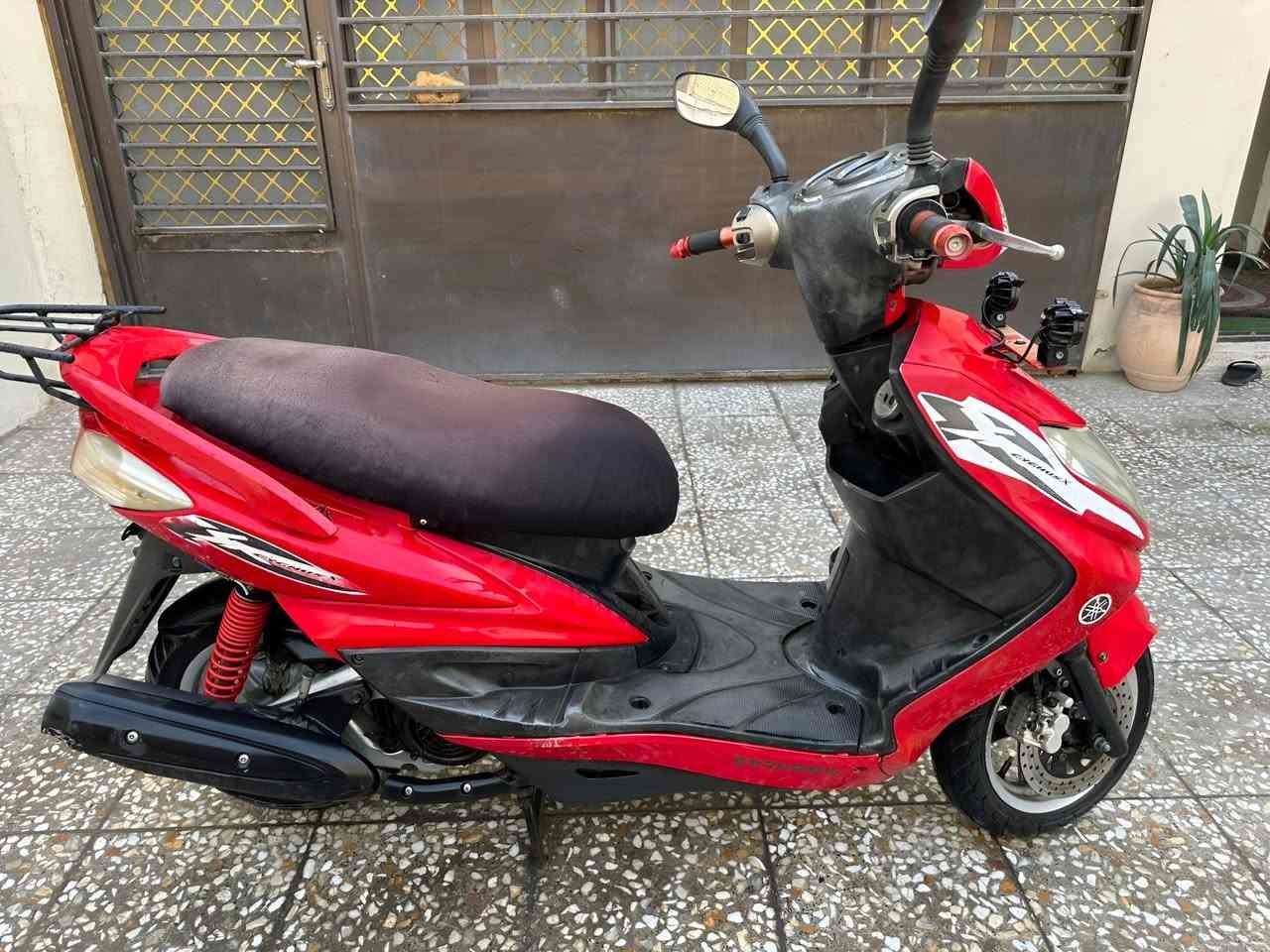 دراجة  🛵 للبيع سكنس فحل دراجة ياباني قبق بانزين نفخ ستان كهرباء نوزل سكليتر خطين
اسويج احتياط
دراجة شلعه معدل كهربائيات كلهه شغاله 
دراجة جديده بلاديه
أوراق كاملة 
أي نقص مابيهة
جيب فيتر وتعال افحص
العنوان بغداد الامين الثانيه  الاستفسار الاتصال على  الرقم الهاتف*********** السعر مليون
