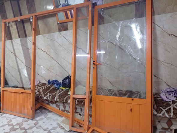 سلام عليكم جام خانه مال محل لبيع جانب اليمن السعر على رقم ***********/***********
