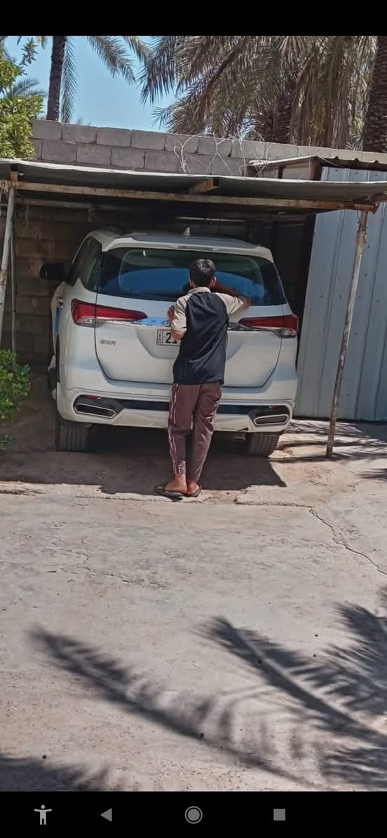 تويوتا فورجنر 2019 خليجي زيرو 
7 راكب داخلي مشمشي

تبريد مركزي 

فور ويل  2700

3 قطع تبريد 

تحكمات ستيرن

مري كهرباء 

اشاير بالمري

مودات قيادة ايكو اقتصادي و PWR

مانع انزلاق

باقي مواصفات معروفة

مكفولة كفالة عامه 

ماشية 83 الف جديدة بمعنى الكلمة

السيارة جديده 

رقم اسليمانيه

السعر  270 وبيها مجال 
***********
