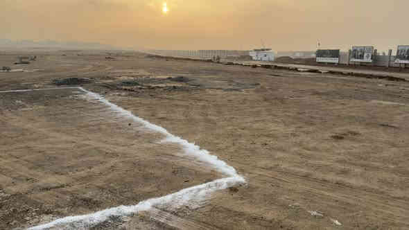 قطعة ارض للبيع زراعي طابو اسود بالصيادة قرب الشقق مساحة 150 متر واجهه 10 والعمق 15 سعرها 5 ملايين ونص 

ضمانات 
نسخة من طابو اسود والمرتسم 
عقد مكتبي مع البائع 
ومستمسكات البائع وعنوان البائع 
للأستفسار ***********
