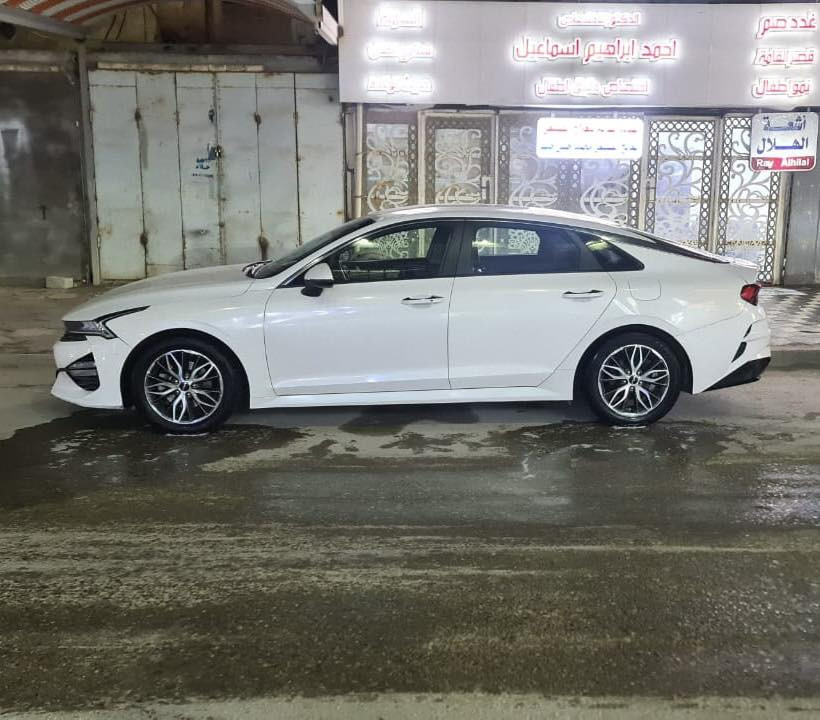 سلام عليكم (مكلف بلنشر)كي فايف واردكوري للبيع فقط فول مواصفات ماعده البنورامه بيهه اربع قطع صبغ وبيهه طخه موضحه بلصورالعنوان بصره ***********السعر 160وبيهه مجال
