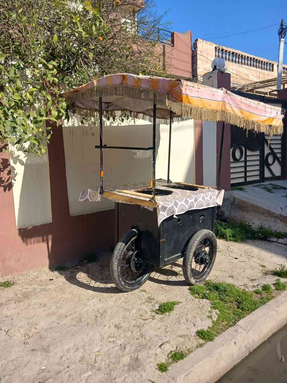 عربانه للبيع
***********
