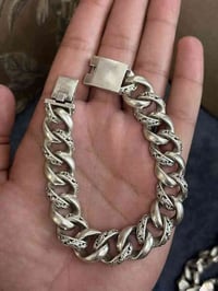 فضة٩٢٥ • ٩٤غ • توصيل