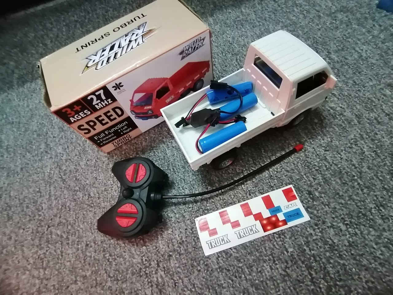 سياره شحن وبطاريه ليثيوم السعر ١٥


**إذا كنت صاحب هذا الإعلان وتريد حذفه لأي سبب، رجاءا أرسل رسالة إلى الدعم الفني**