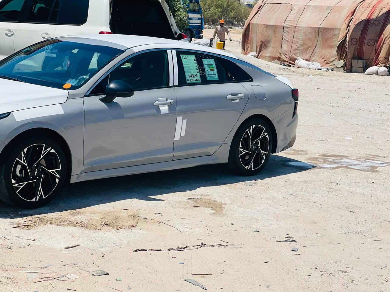 بيع مستعجل السعر 145 وبية مجال قليل كلش K5 موديل 2025 شهداء بأسمنة وكالة ثاني يوم 
السيارة وارد امريكي بية 4 قطع 3صبغ ووحدة تبديل وبية بارد  بدون دواخل بدون دواخل مكينة 2500 تنفس طبيعي جيتي لاين مواصفات معروفة سيارة جاهزة على اخر حباية مابية نقص السعر 145 وبية مجال بسيط 
مكاني بصرة الشعيبة قرب مصفى النفط حي المرتضى 
***********
 اخوان رجآ مو شراي لاتخابر
