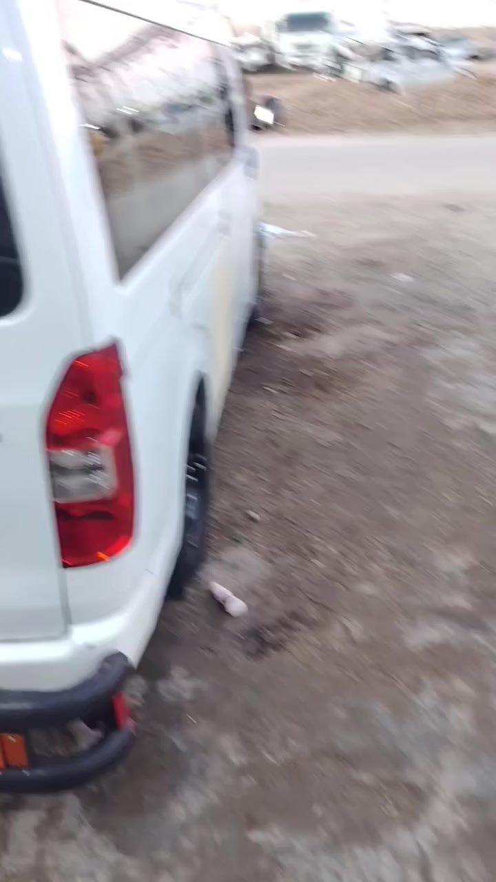 السلام عليكم جنبي اج تو لبيع موديل 2015رقم كربلاء كير ثالث يفلت مكينة مكفولة اكسل مكفول صدر نضيف تخم تاير تبريد شغال محور +مراوح إضافية دوشمة جديدة أرضية كشنات مصفرة هيئة وغرامات السعر 145وبية مجال مكان السيارة بغداد الكاظمية لستفسار الاتصال *********** واتساب
