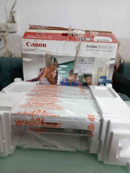 طابعة ملونة بضاعة امزون نسخ ضوئي من ماركة كانون PIXMA TS3351 شغالة جديدة غير مستخدمة تفاصيلها وتشغيلها بالكتلوك والعنده خبره بيهم يعرف بيها السعر 150 يتوفر توصيل للحجز خاص او واتساب ***********
