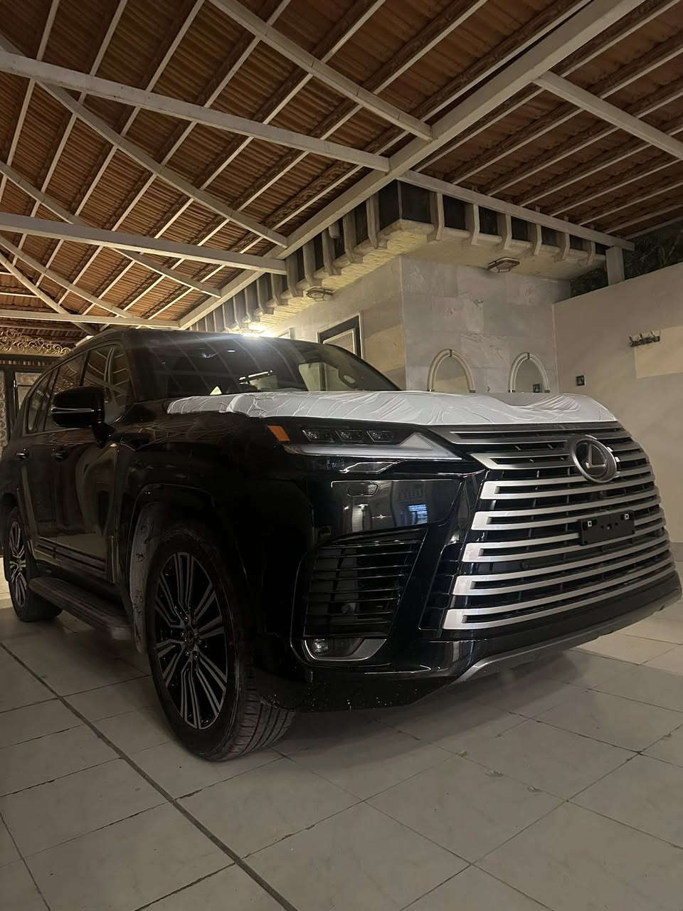 للبيع لكزس 2025 زيرو رقم بغداد
***********
