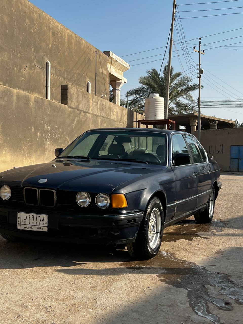 سلام عليكم
سياره بيئم مديل 89
 سنويته منتهيه
 مكينه بلاديه 6 سلندر
 كيره بي تئخير
 العنوان البصره الدير راعيه بالبصره
رقم بغداد
السعر 33 وبيها مجال قليل
رقم الهاتف ***********
