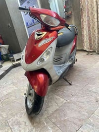 دراجه ماكس منغولي محرك بلاد ٥٠شرط الفحص دراجه خير من الله كلشي شغال ال...