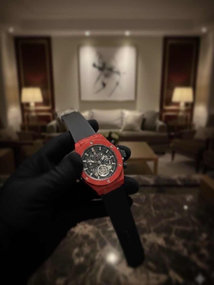 🌹🖤عروض عيد الحب 🖤🌹                                                                  "في عيد الحب، لا تهدي مجرد ساعة.. أهدِ وقتاً لا يُنسى. بالتفاصيل التي تخطف الأنفاس، لتكون هديتك هي الأبرز.                                          خصم خاص [50]% بمناسبة شهر الحب. 🎁                                    ارسل رسالة الآن للحجز                                                     #ساعات_فخمة #اناقة #LuxuryWatches #Style.


**إذا كنت صاحب هذا الإعلان وتريد حذفه لأي سبب، رجاءا أرسل رسالة إلى الدعم الفني**