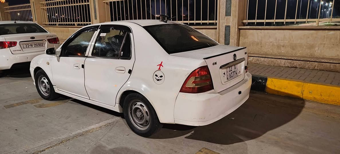 السلامه عليكم
سي كي مودلي 2013 
السياره نضيفه 
السنويه2029
الرقم مصطره 
بيها جاملغ صبغ 
طخم تعبان وبيها بخار 
كابون موجود 
السيارة باسمي
السعر 54$ وبيها مجال بسيط
***********
*********** موصل, نينوى
