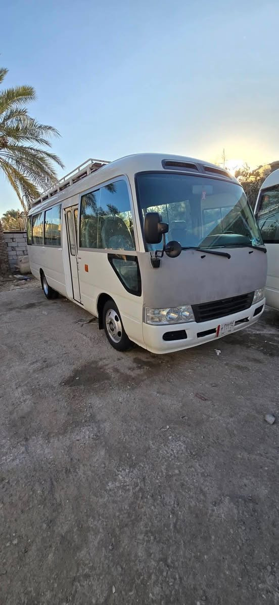 كوستر للبيع ،2015 كفاله عامه دوشمه جديده وسياره بأسمي للاستفسار
***********
***********
