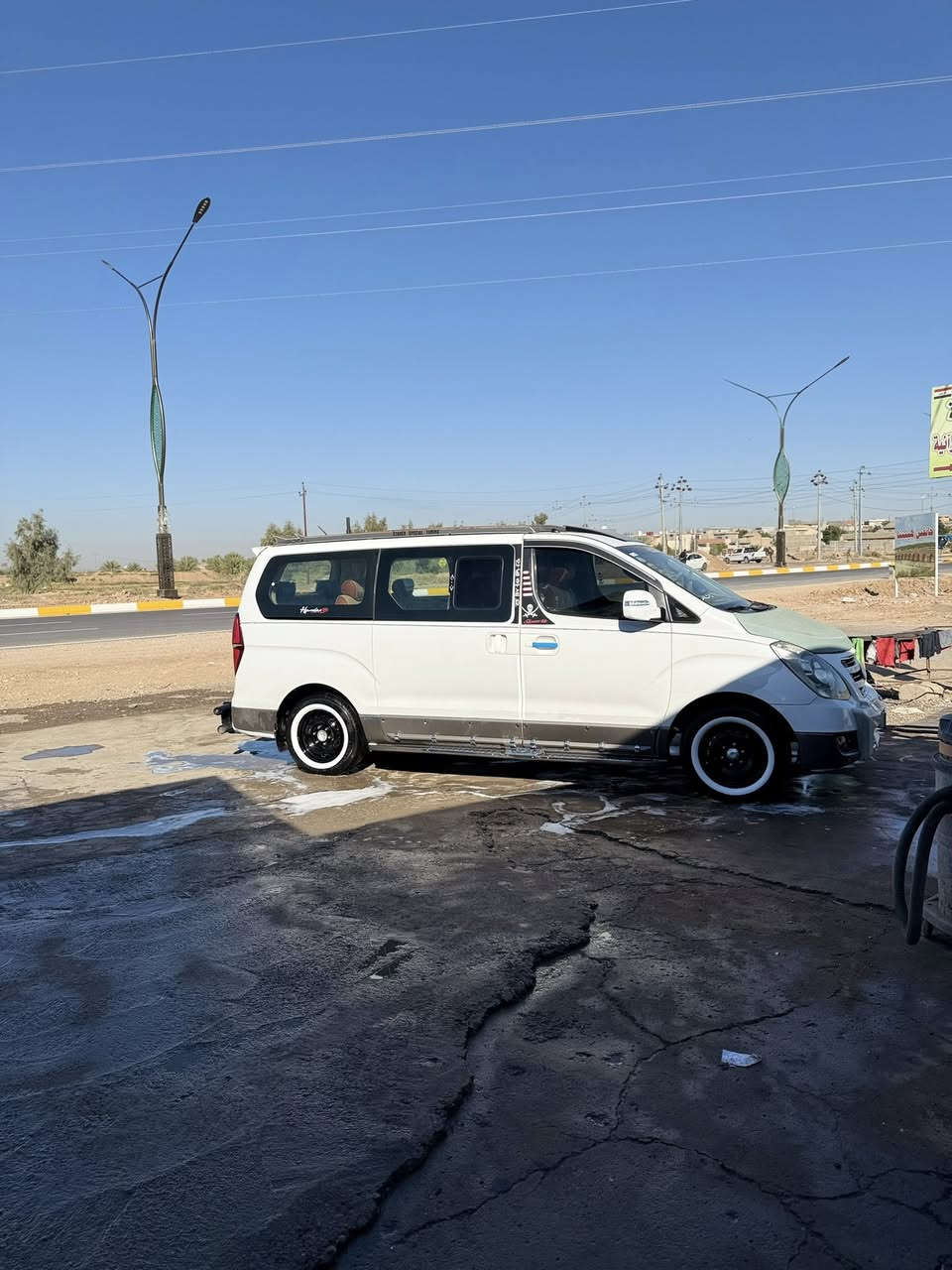 السلام عليكم ستاركس 2014 للبيع مكفوله كفاله عامه ماعده الي مئشر عليه باب وره سائق بس ذاك تكحيل كارت وسياره مصفره من كلشي وبسمي السعر 183 وبيه مجال ومكان سياره ديالى خانقين والي ياخذه بل عافيه عليه الاستفسار /*********** 
نرفع المنشور بصلاه على محمد وال محمد
