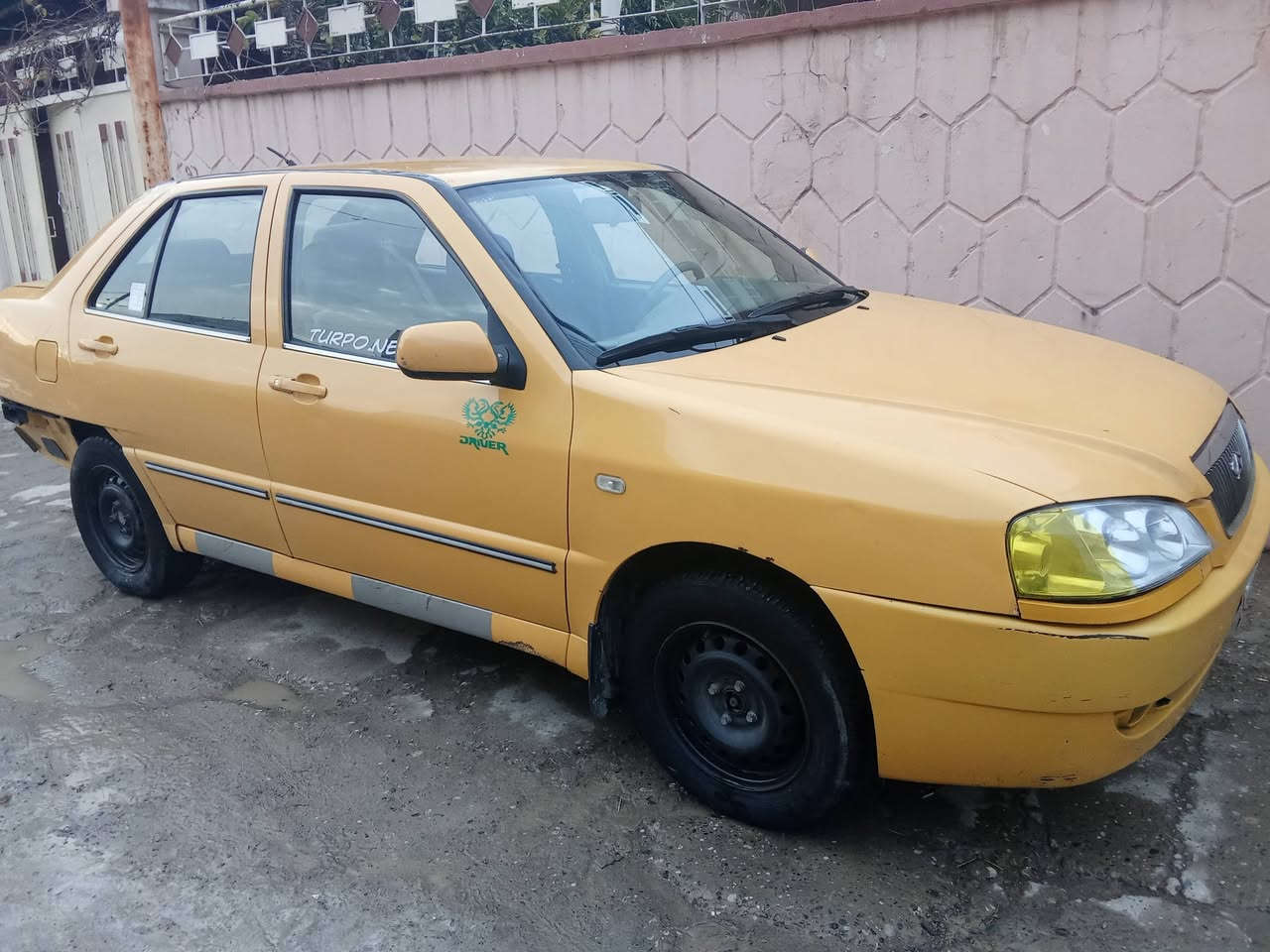 سياره اكوين للبيع
موديل 13
رقم نينوى الماني
كاربون بانزين بيها 
مكينه كير شرط
تبريد تدفئه 
مكاني موصل الجديده 
السعر 25 بيها مجال قليل 
الهيئه عل مشتري 
رقم التلفون ***********
