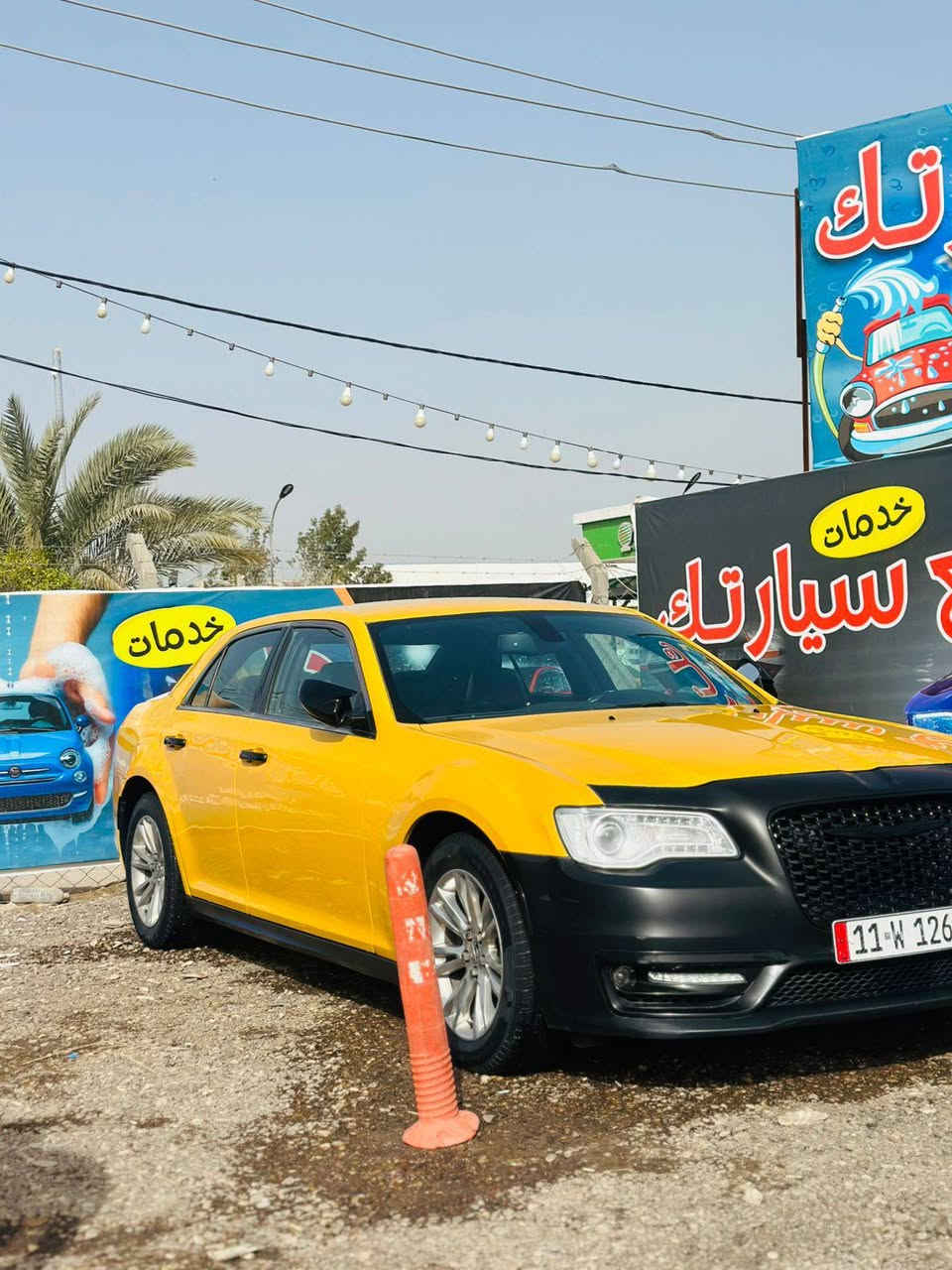 السلام عليكم
اوباما موديل 12محدثه 20 
للبيع حادث جاملغ امامي وبنيد وباب السايق مفتوح 
كير مكينه اكسن عربانه وره حداديه اماميه تبريد خير من الله السياره جاهزه على 24حبايه ماناقصه برغي تخم تاير جديد منظومه تبريد جديده السياره جاهزه بمعنه الكلمه خطه حله بغداد مصفره هيئه ومرور 
السياره بسمي مداور ثاني يوم 
السعر 157وبيه مجال الميعجبه السعر لايكسر بحلال العالم 
رقم التلفون ***********
