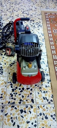 كمبريسر جديد حيل شغال 24لتر 55الف فارة غسل شغالة بس مطلع مي 20الف كاوي...