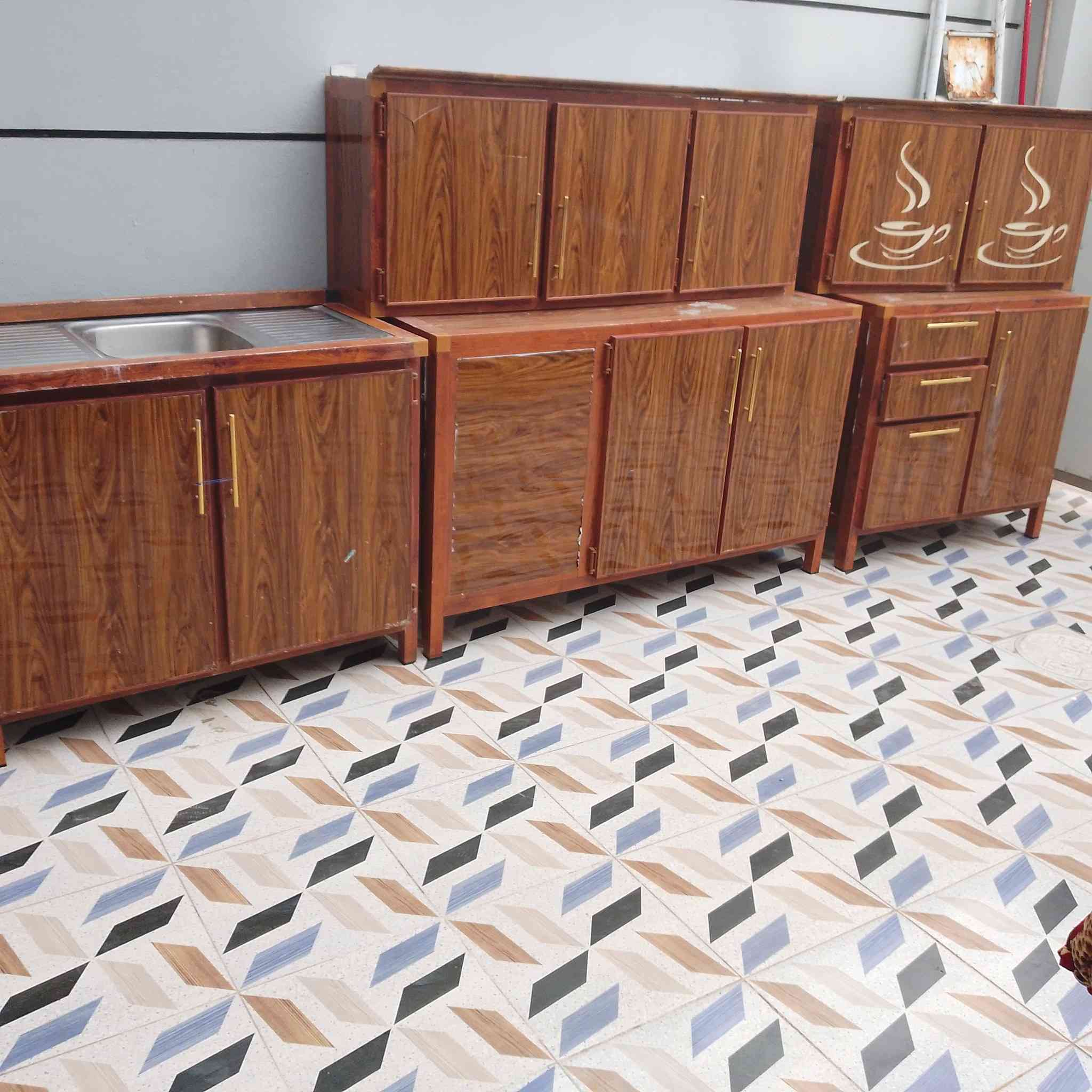 كاونتر خمس قطع احطاطه للبيع عنوان بعقوبه التحرير رقم ***********
