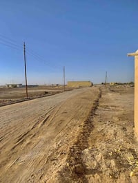 قطعة ٢٠٠م • قرب مكتب الخيمة • مستعجل