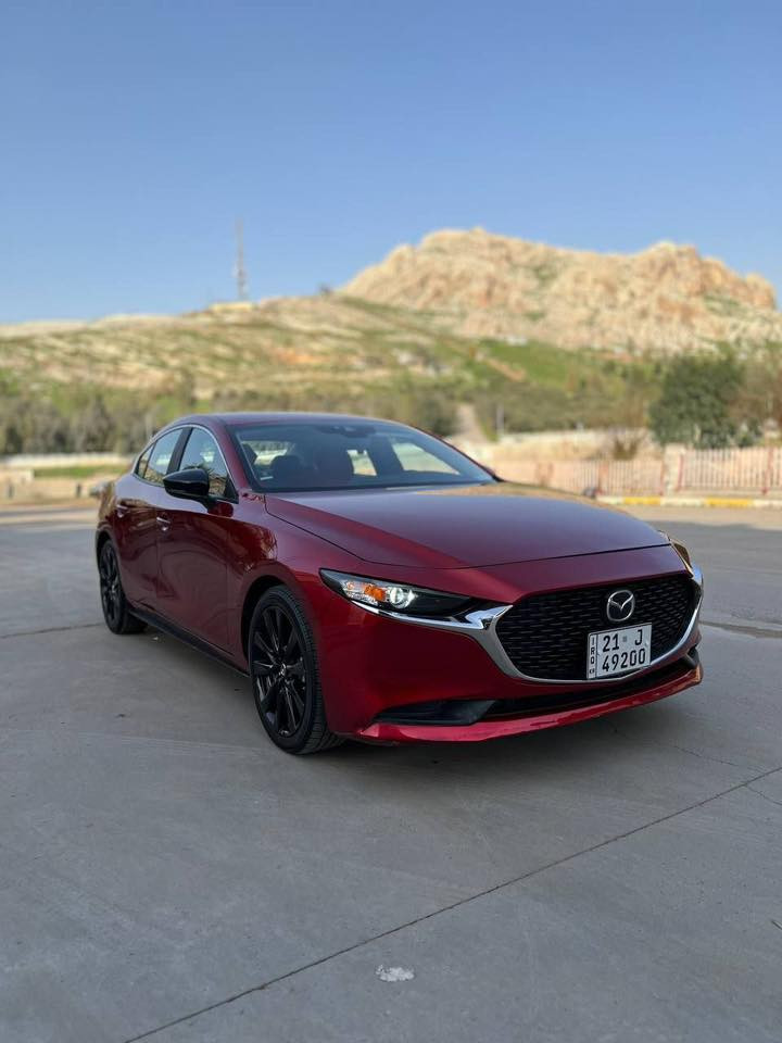 مازدا 3 مۆدیل 2024  مەکینەی 2.5  بێ تۆربۆ بێ دەبل اکسل دوو پارجەی بۆیاخ بێ ناوکردن تەنها  13هه زار رۆشتوە
فولی بی سلایت نمونە لە جوانی 
لایت زینۆنی حەدەسە
کامل عاسەو رادەرە
بریک بەسمە
سحری:122کەمیک مەجال
***********فایبەرو واستابی لەسەرە
