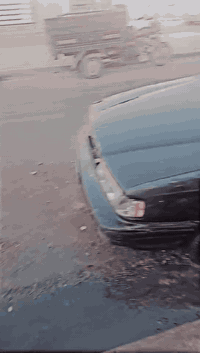 سلام عليكم سياره لل بيع هل موجود شغاله سنويه صاقطه بيه مكاتبه وراعيه موجود مكاني بغداد شعب شارع لصحه ***********
