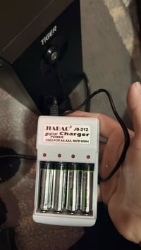 يو بي إس 1500 • ٤ بطاريات • ٥-٦ ساعات