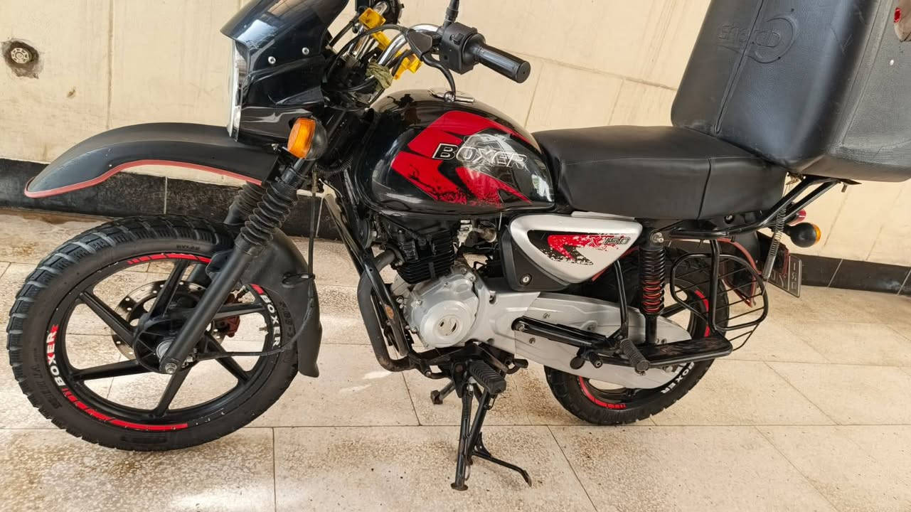 سلام عليكم بوكسر جبلي مديل 23مكفوله كفاله عامه ماشيه29حقيقي الدراجه رقم  انكليزي وسنويه بسمي تحويل مباشر السعر 2700العنوان بغداد***********
