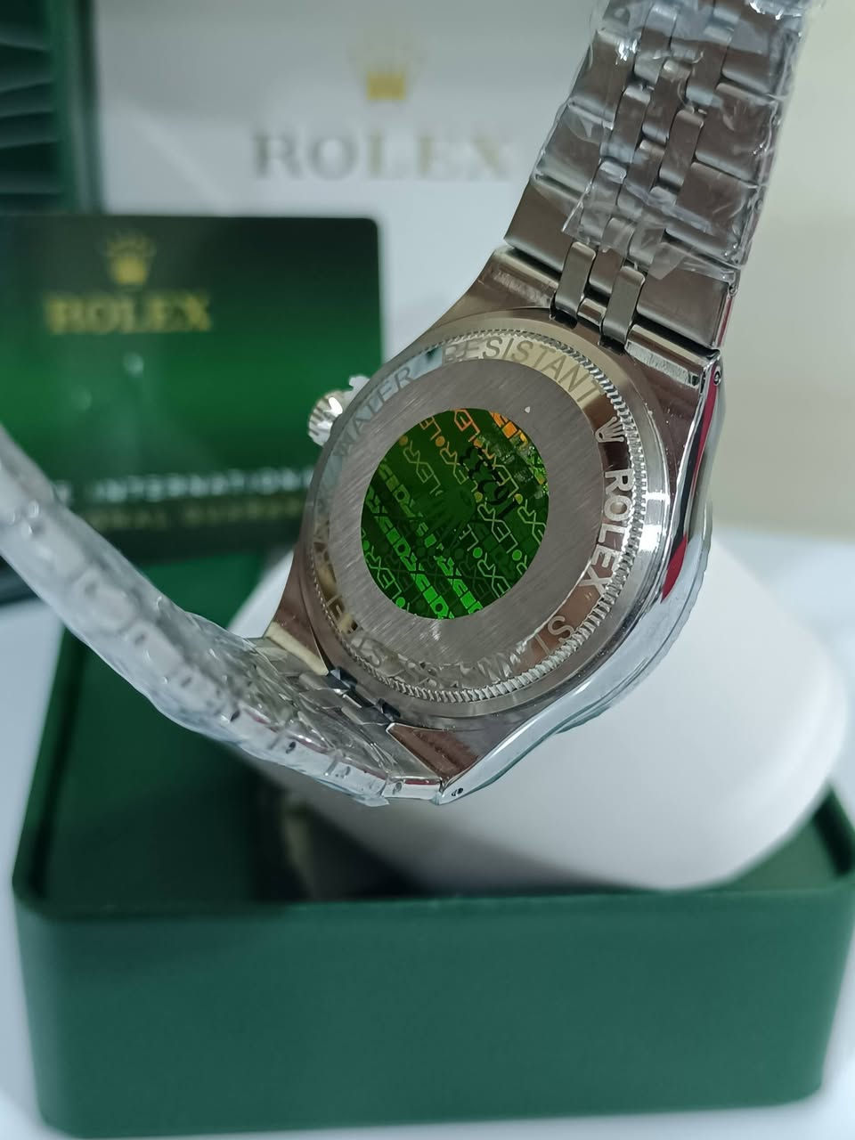 روليكس لاند دولر ♣ ♠ ♣ 
 كوالتي عالي جدا طلاء ثابت ضد الماء عداد شهري قفل فراشه ستالنس ستيل سويس ميد ♣♣♠♦


**إذا كنت صاحب هذا الإعلان وتريد حذفه لأي سبب، رجاءا أرسل رسالة إلى الدعم الفني**