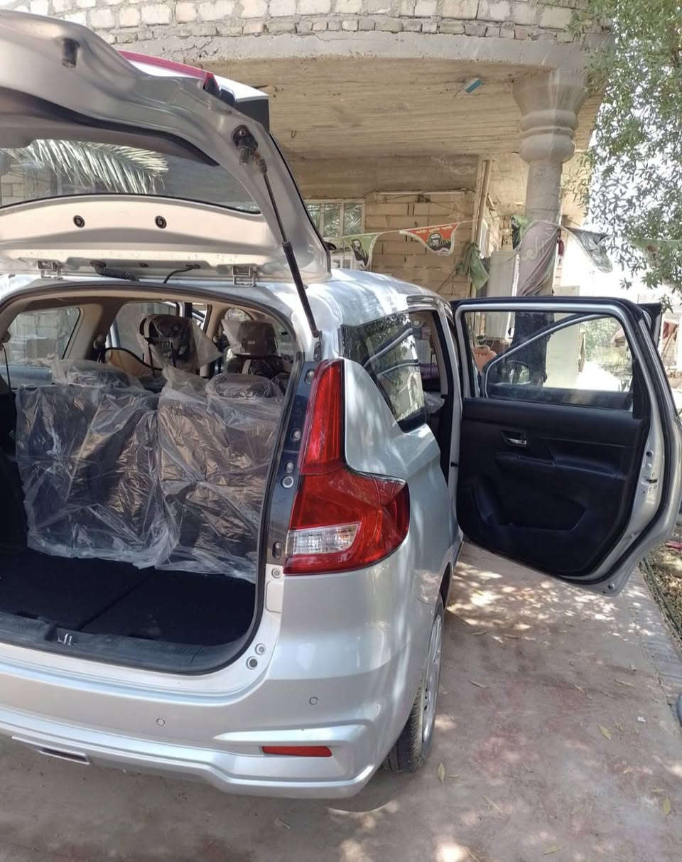 سلام عليكم
سيارة ارتيجا سوزوكي ياباني كفالة عامة للبيع ماشيه 3000 اخت زيرو السعر 145 ورقة وبيه مجال مكاني بغداد رقم ***********
