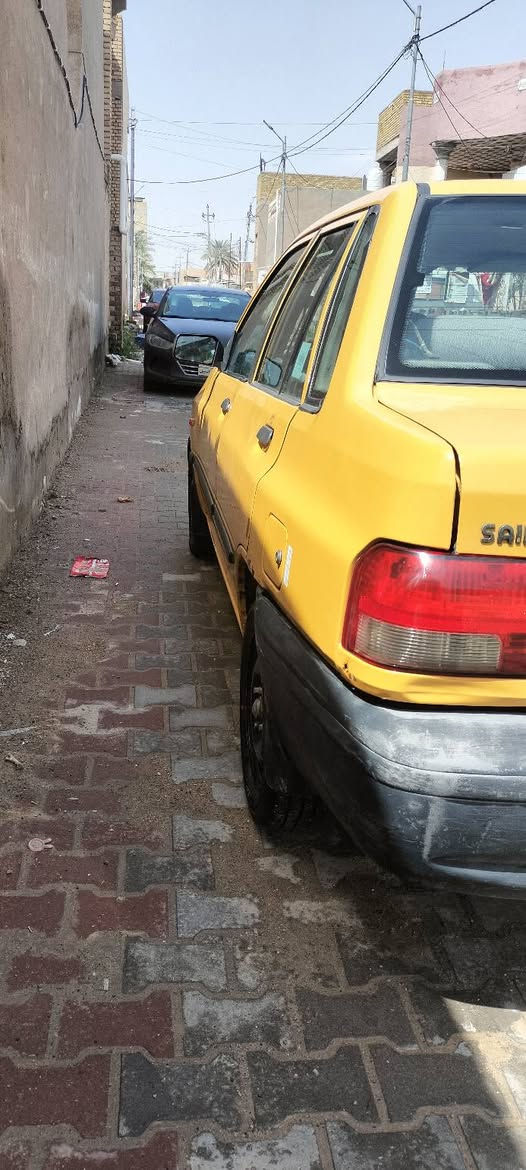 السلام عليكم مكلف بلنشر
سايبة 15 مكفولة كير ومكينه وحداديه  رقم بغداد انكليزي بأسمي السياره 
مكاني بلكوت ليحب يستفسر يتصل على هذا الرقم ***********
