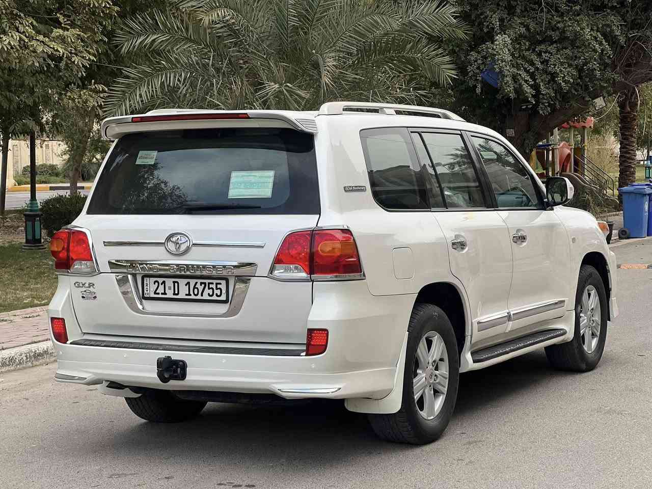 سلام عليكم
لاند كروز موديل 2008 
كفالة عامة صدر امامي خلفي 
عليها ادامة كامله 
سياره مال بيت جاهزة من كل النواحي
فقط دعامية محدثه 
بدون صبغ بدون فتح 
تراي من زاخو للفاو 
محرك كير كفالة 
عنواني بغداد اليرموك 
سعر 295 بيها مجال بسيط 
هاتف  ***********
باسمي تحويل وكالة
